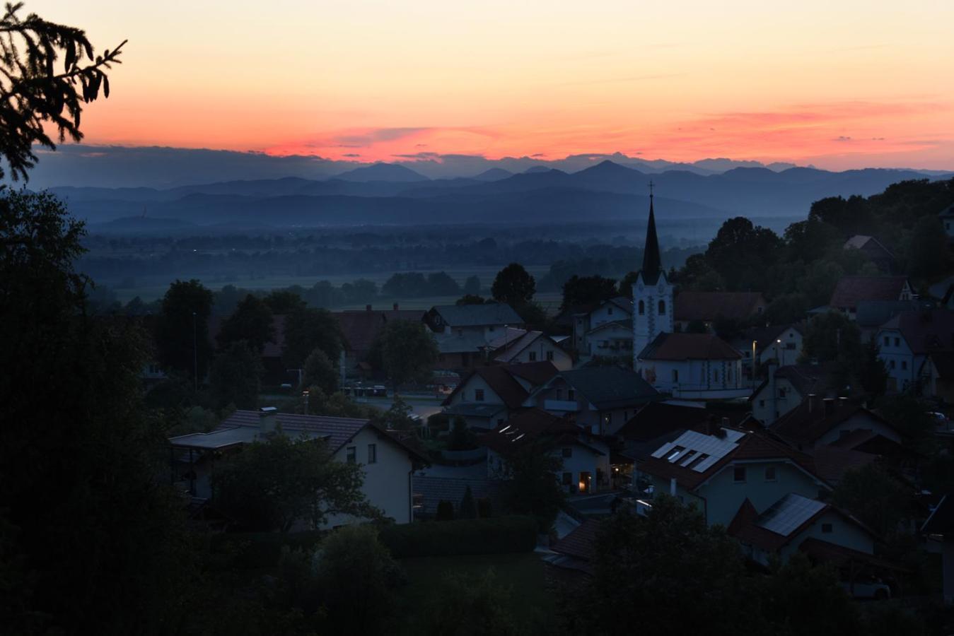 Apartmaji Lejardin Škofljica Exteriér fotografie